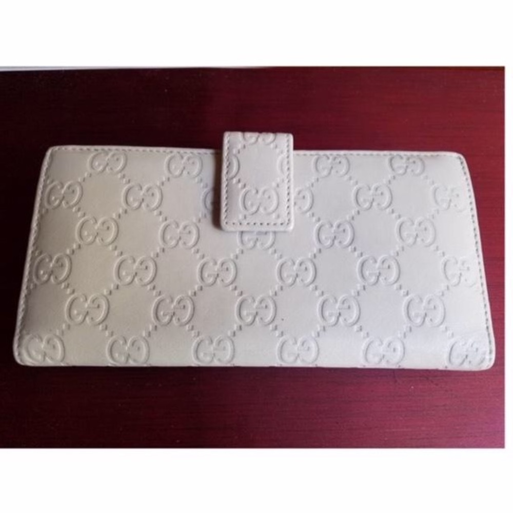 SOLD!!!!!! Gucci Guccissma lamb leather wallet - Picture 2 of 7